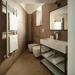 Residenzascalenapoletane Nuova Gestione 住宿加早餐酒店 那不勒斯