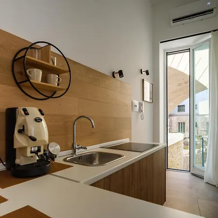 Alojamento de Acomodação e Pequeno-almoço Residenzascalenapoletane Nápoles