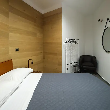 Residenzascalenapoletane Nuova Gestione Bed & Breakfast 4*