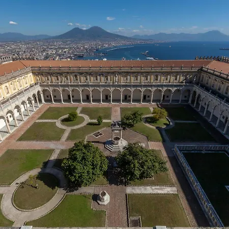 Bed & Breakfast Residenzascalenapoletane Nuova Gestione