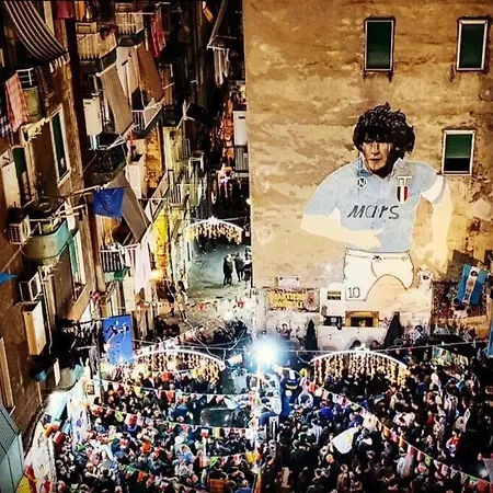 Residenzascalenapoletane Nuova Gestione 4* Neapel